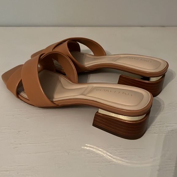 Vince Camuto Sandals - Picture 5 of 8